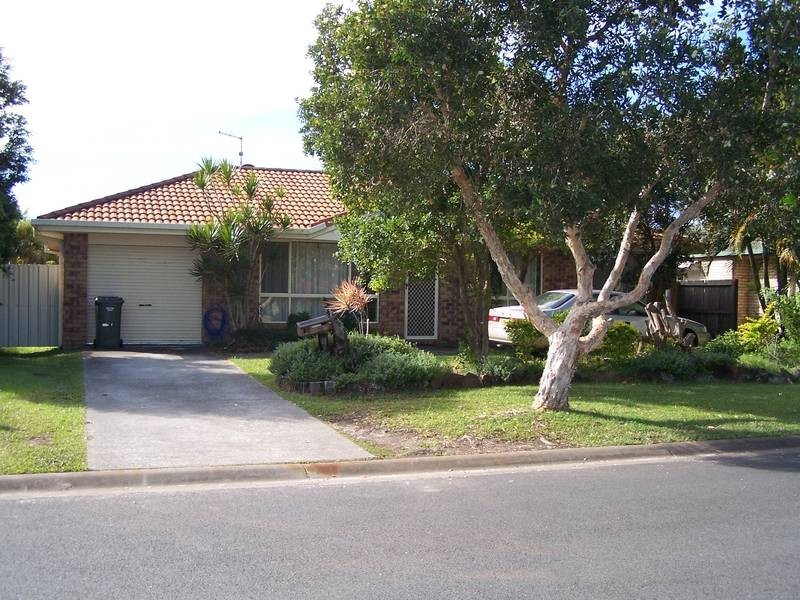 26 Mckenzie Avenue, Pottsville NSW 2489