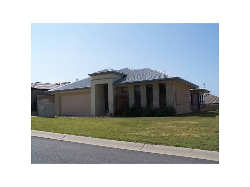 15 MYLESTROM CIRCUIT, Pottsville Beach NSW 2489