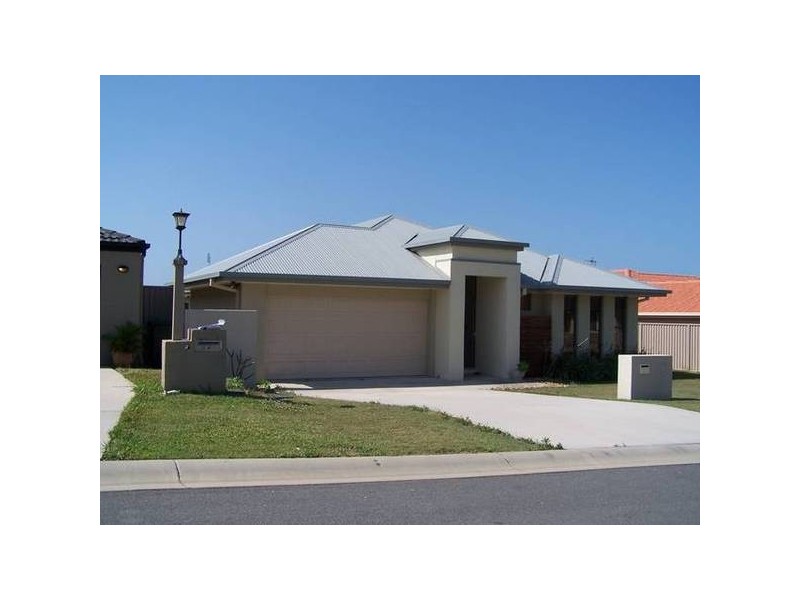 15 MYLESTROM CIRCUIT, Pottsville Beach NSW 2489