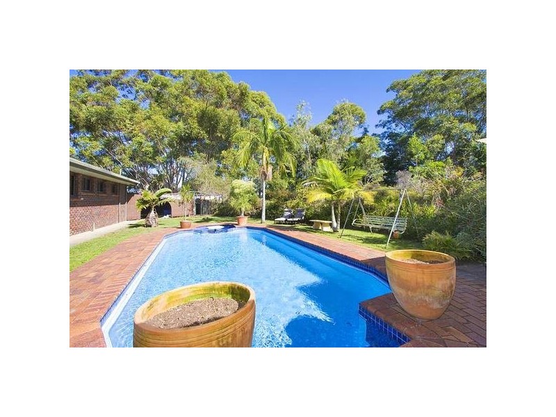 1 0 0 Warwick Park Road, Pottsville NSW 2489
