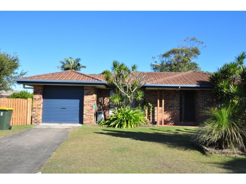 1 WINDSOR COURT, Pottsville NSW 2489