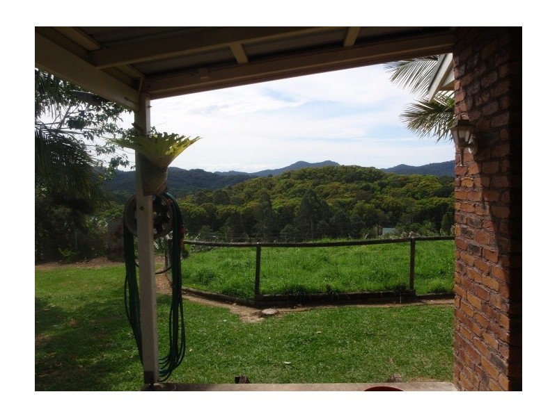 16 Hinchinbrook Road, Burringbar NSW 2483