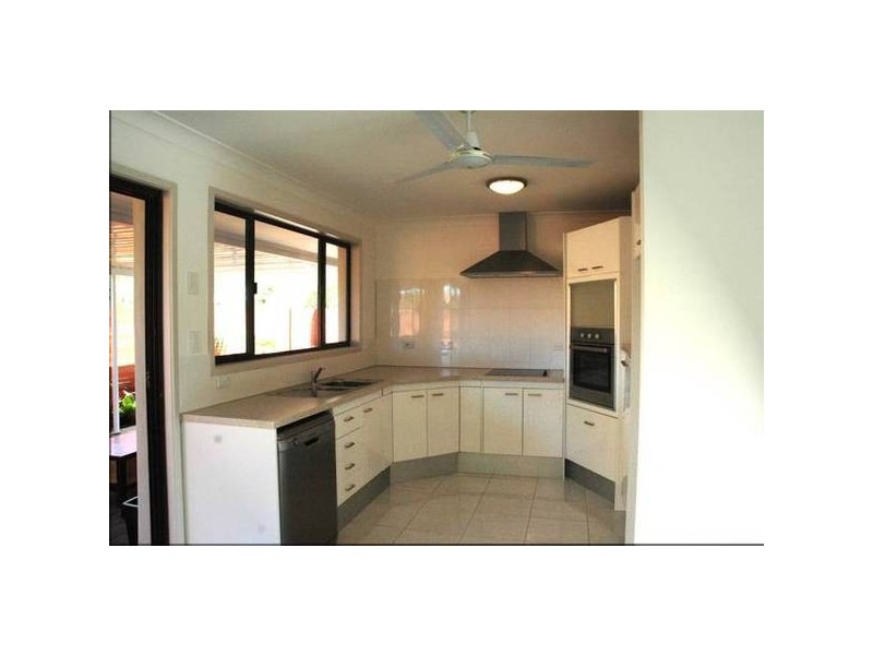 7a Tudor Ct, Pottsville NSW 2489