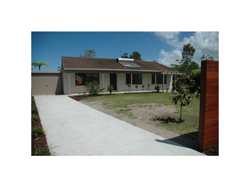 7a Tudor Ct, Pottsville NSW 2489