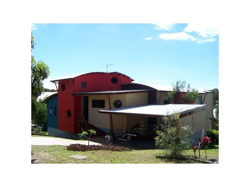 18 Muskheart Circuit, Pottsville NSW 2489