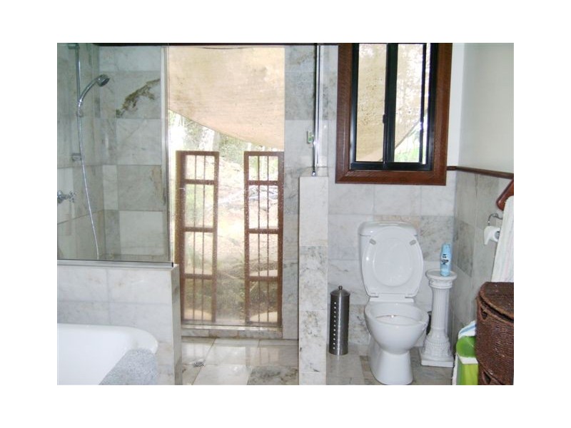 321 Paluma Road, Cannonvale QLD 4802