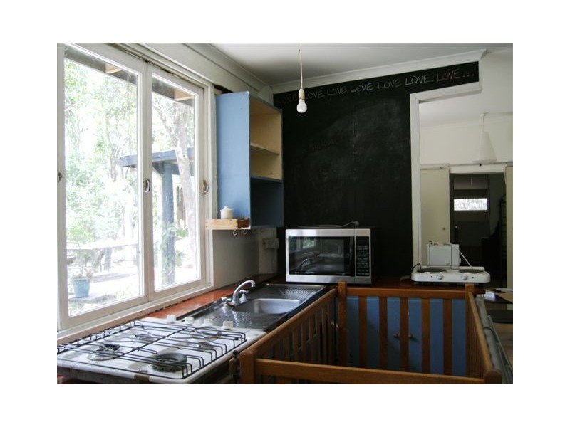 321 Paluma Road, Cannonvale QLD 4802