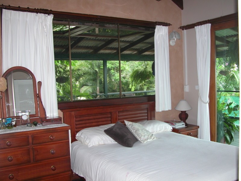 161 Staniland Drive, Proserpine QLD 4800