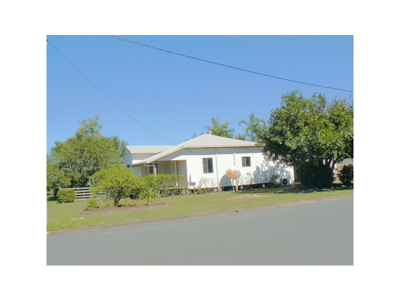 10 Dodd Street, Proserpine QLD 4800