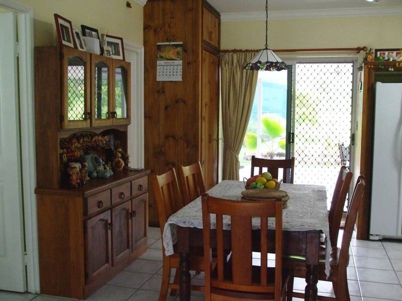 126 Hydeaway Bay Drive, Hideaway Bay QLD 4800