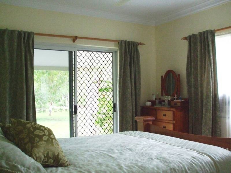 126 Hydeaway Bay Drive, Hideaway Bay QLD 4800