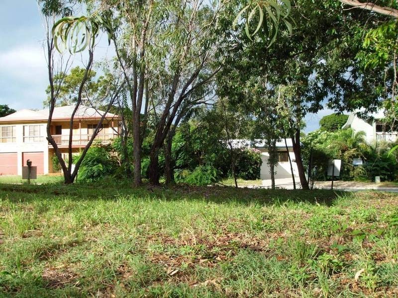 107 Gloucester Avenue, Hideaway Bay QLD 4800