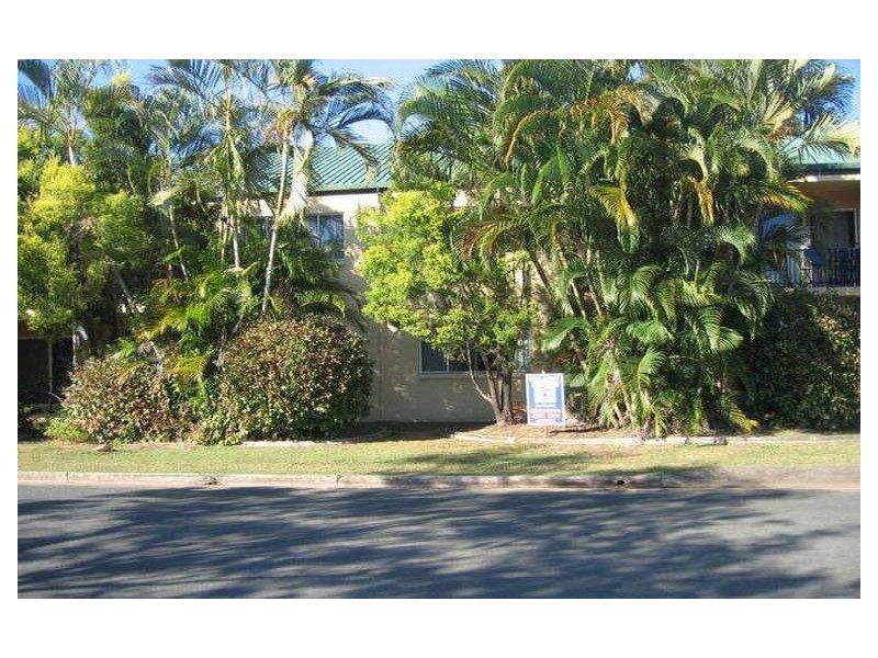 3/2 Robert Street, Proserpine QLD 4800