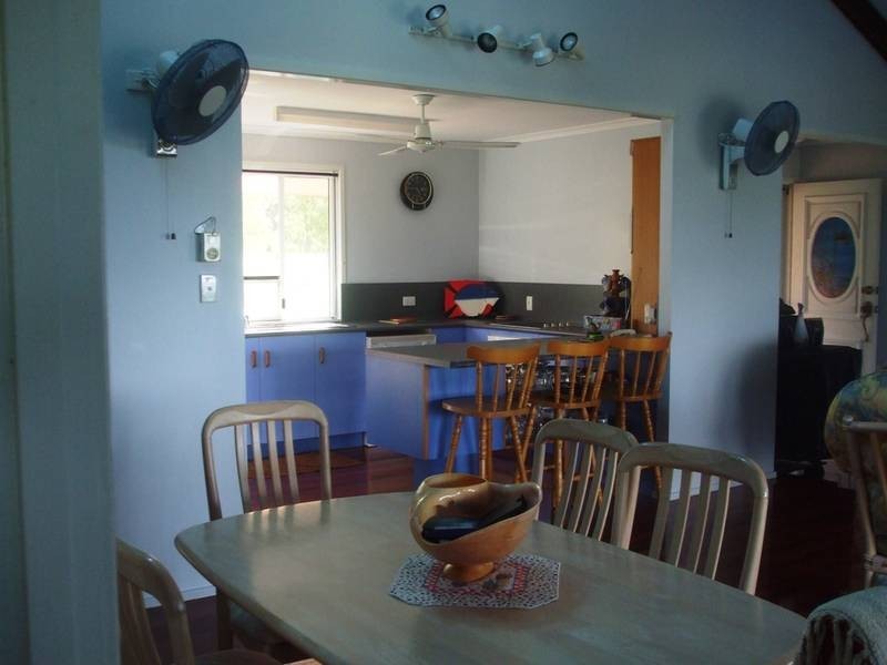15 Roseric Crescent, Hideaway Bay QLD 4800