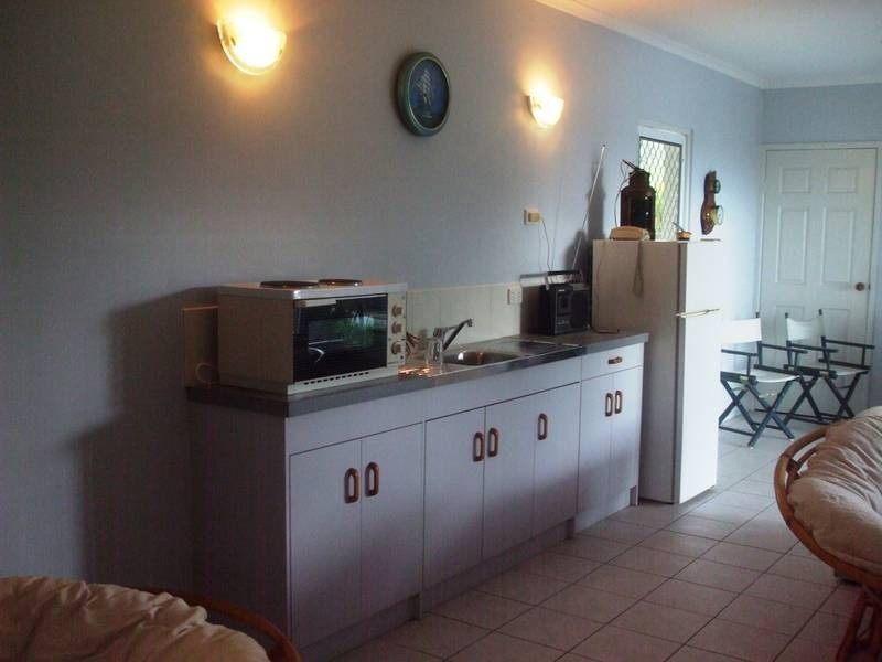 15 Roseric Crescent, Hideaway Bay QLD 4800