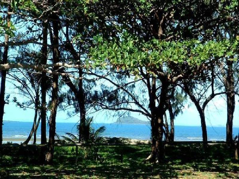 Nielsen Parade, Midge Point QLD 4799