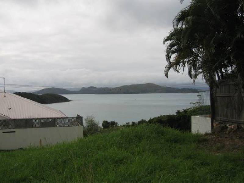 8 Passage Avenue, Airlie Beach QLD 4802