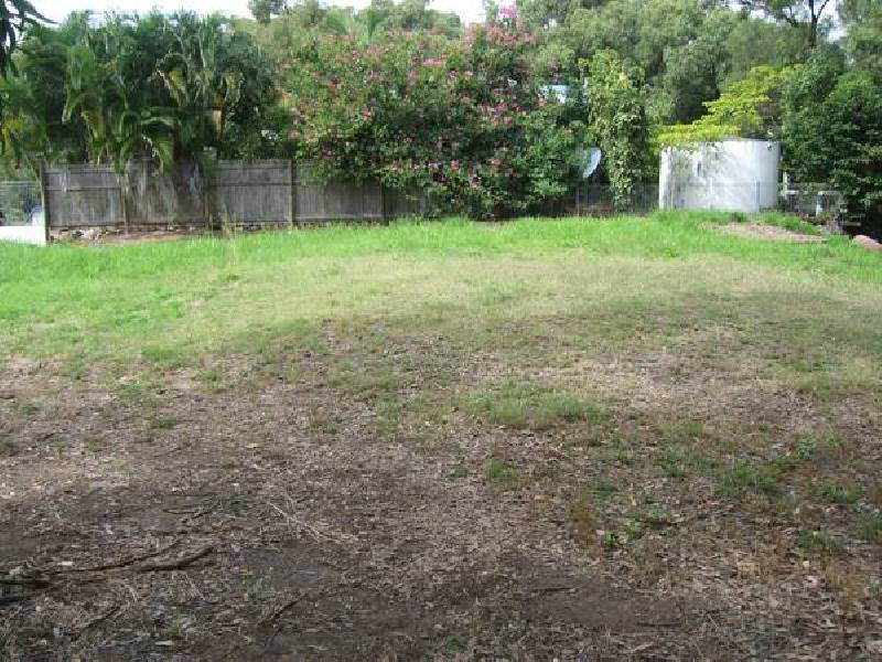 8 Passage Avenue, Airlie Beach QLD 4802