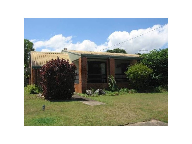 19 Smith Street, Proserpine QLD 4800