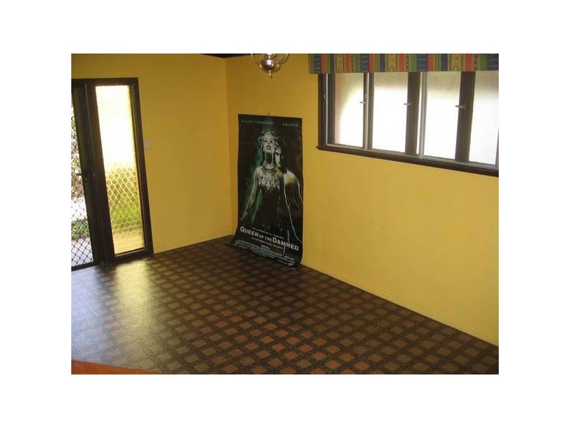 19 Smith Street, Proserpine QLD 4800