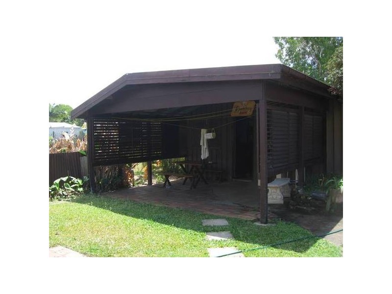 19 Smith Street, Proserpine QLD 4800