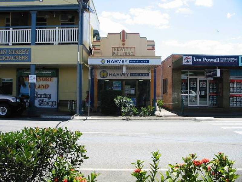 33 Main Street, Proserpine QLD 4800