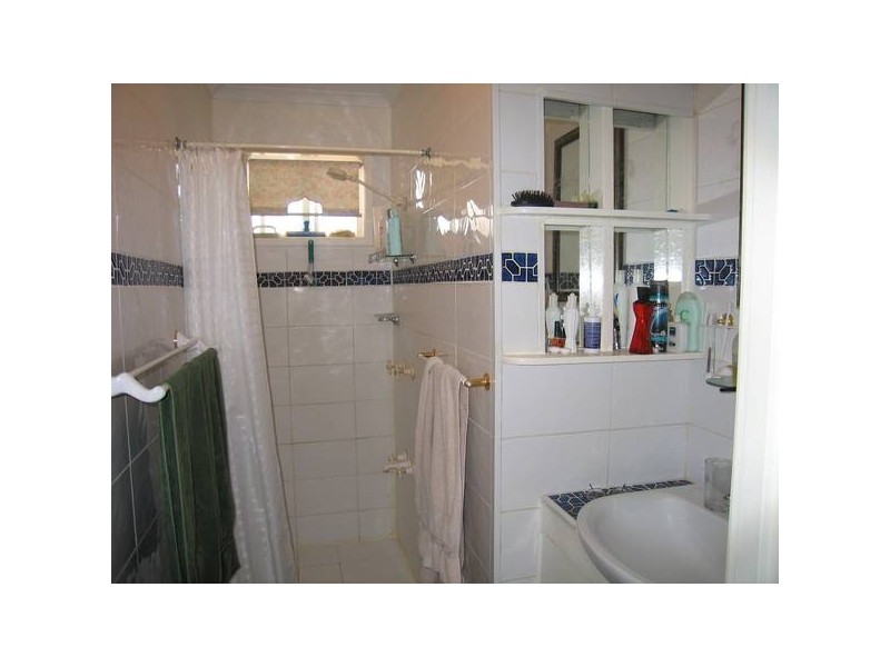 3 Eshelby Drive, Cannonvale QLD 4802