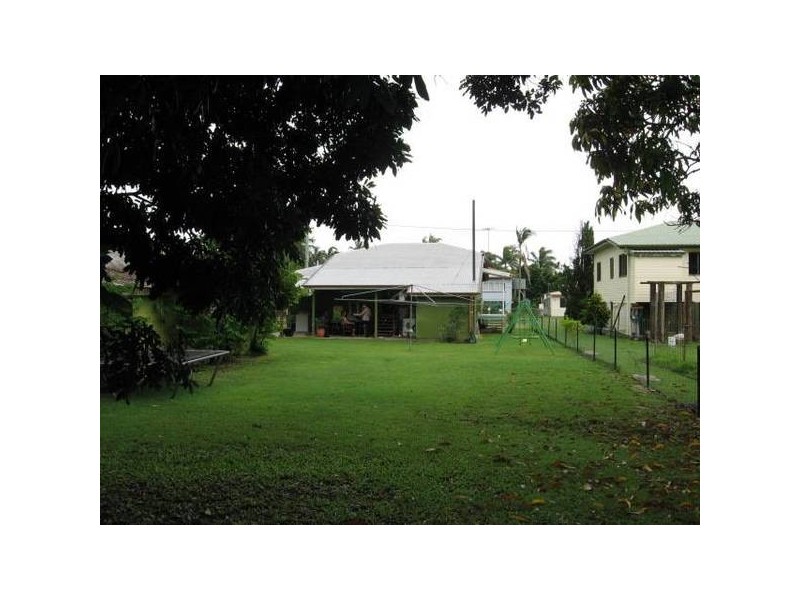 Smith Street, Proserpine QLD 4800