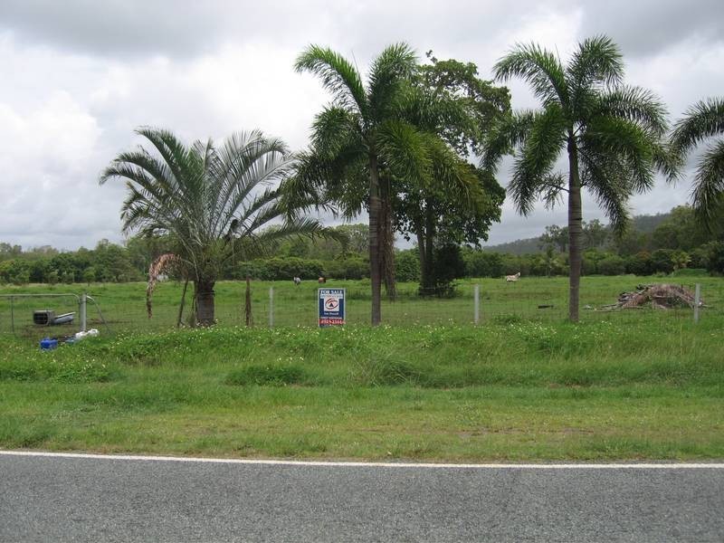 4 Bundesen Avenue, Midge Point QLD 4799