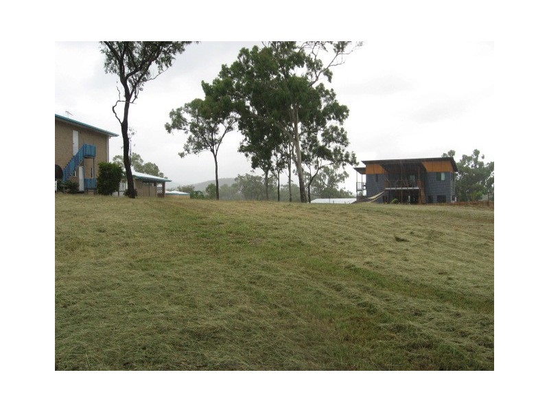 33 Roseric Crescent, Hideaway Bay QLD 4800
