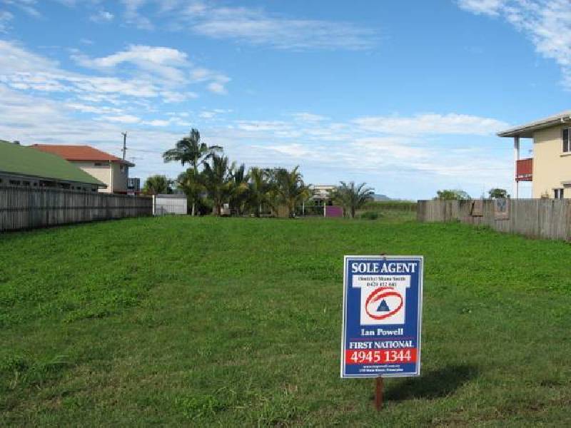 Gardenia Street, Proserpine QLD 4800