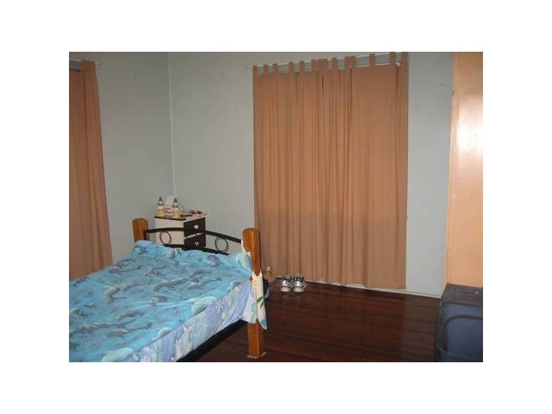 18 Davy Avenue, Proserpine QLD 4800