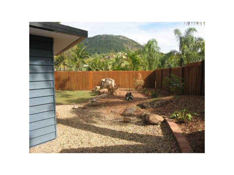 36 Stewart Drive, Airlie Beach QLD 4802