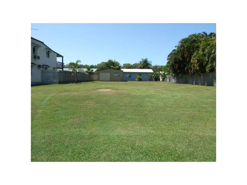 25 Jackson Street, Midge Point QLD 4799