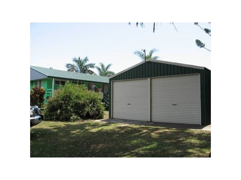 28 Peters Avenue, Midge Point QLD 4799