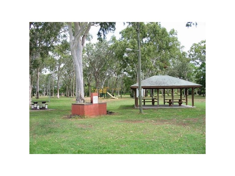 28 Peters Avenue, Midge Point QLD 4799