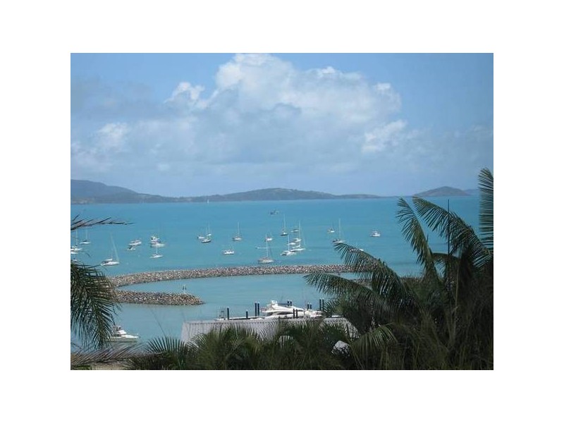 2 Kara Crescent, Airlie Beach QLD 4802