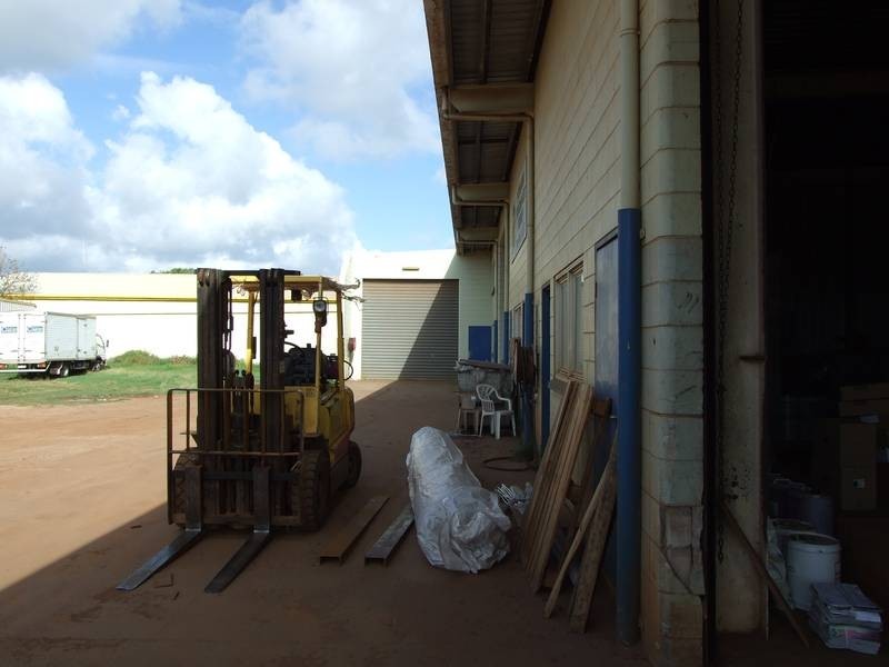 5 Nicol Street, Proserpine QLD 4800