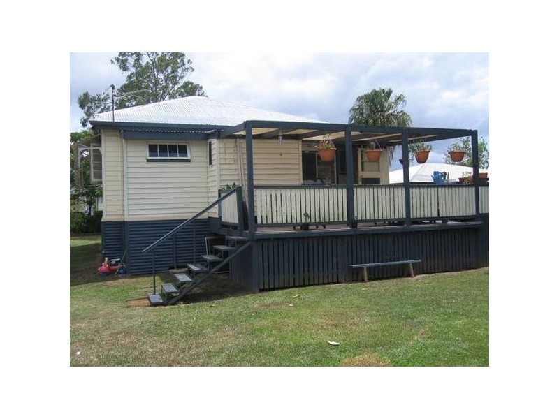 18 Marathon Street, Proserpine QLD 4800