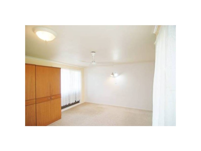 24 Usher Road, Cannonvale QLD 4802