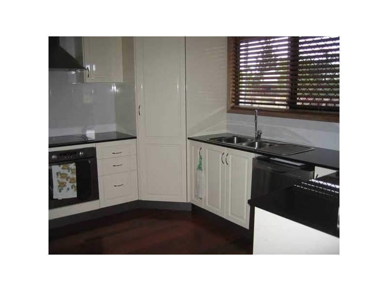 6 Bode Street, Proserpine QLD 4800
