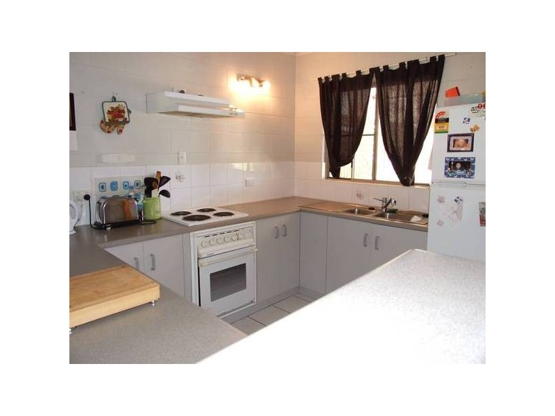 2/6/ Gardenia Street, Proserpine QLD 4800