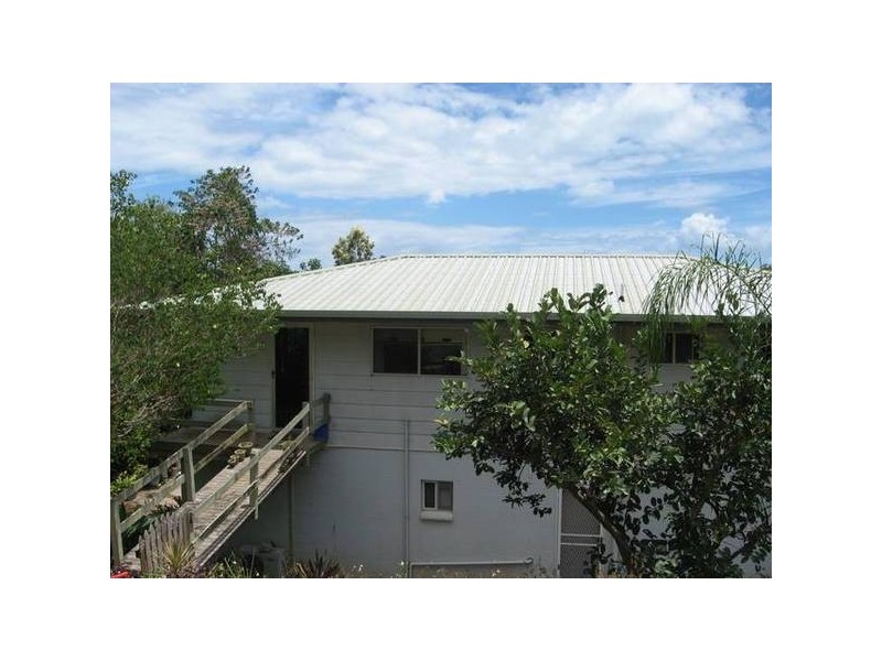 13 Barnes Place, Cannonvale QLD 4802