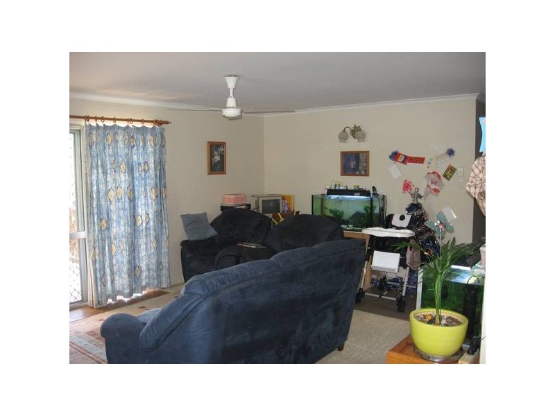 13 Barnes Place, Cannonvale QLD 4802