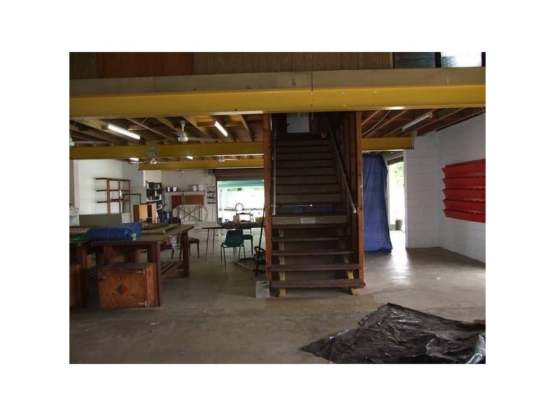 6 Main Street, Proserpine QLD 4800