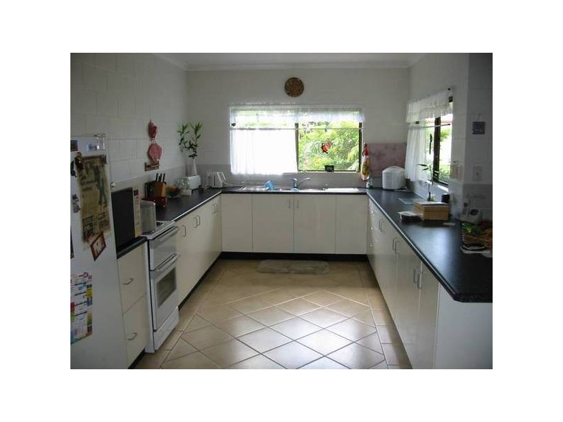 7 Pioneer Drive, Dingo Beach QLD 4800
