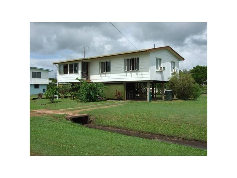 2 Doherty Street, Proserpine QLD 4800