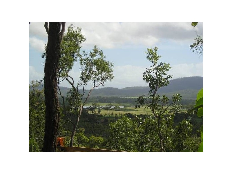 Lelona Drive, Bloomsbury QLD 4799