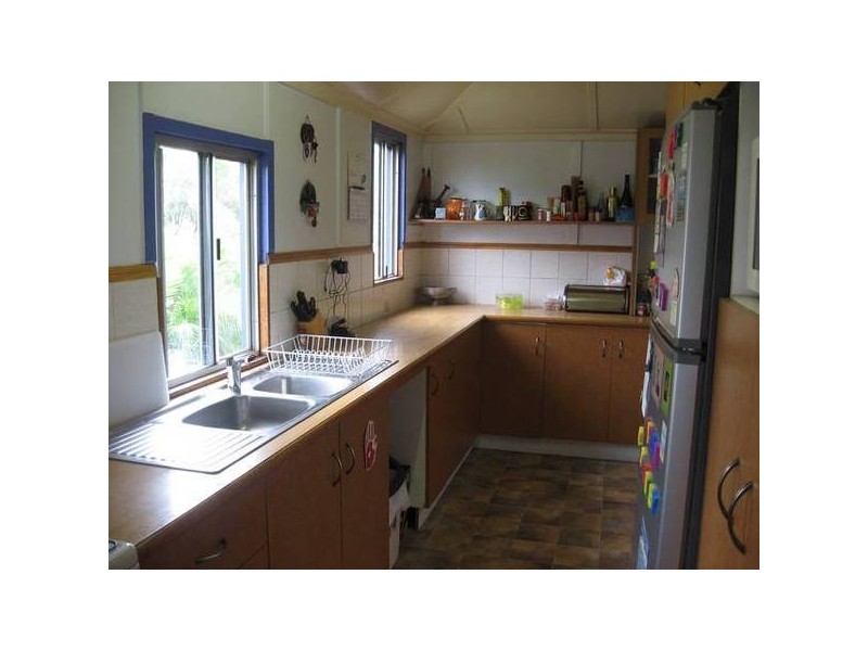 32 Ann Street, Proserpine QLD 4800