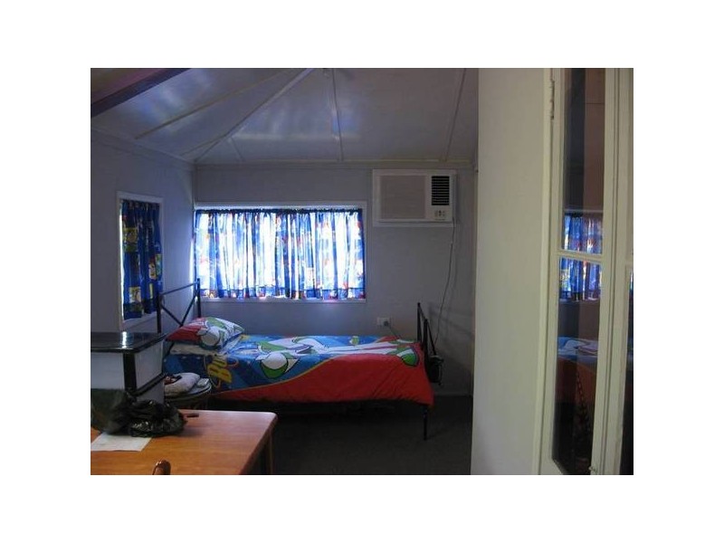 32 Ann Street, Proserpine QLD 4800